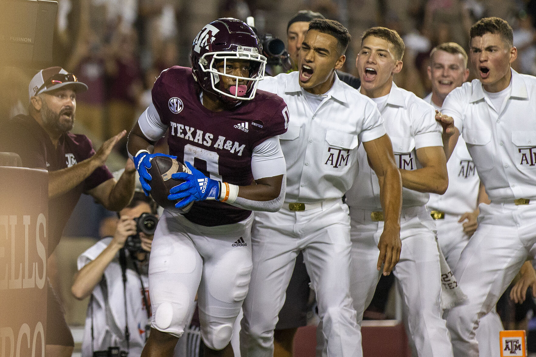 101021-bcs-sports-aggiesc-p1